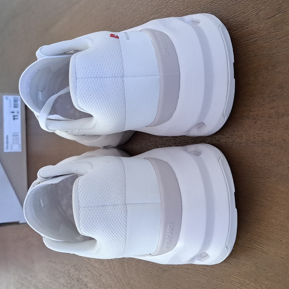 On Cloudpulse Womens - Color: White/Frost - Size: 11 - Picture 5 of 8